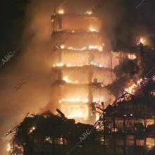 El Windsor en llamas